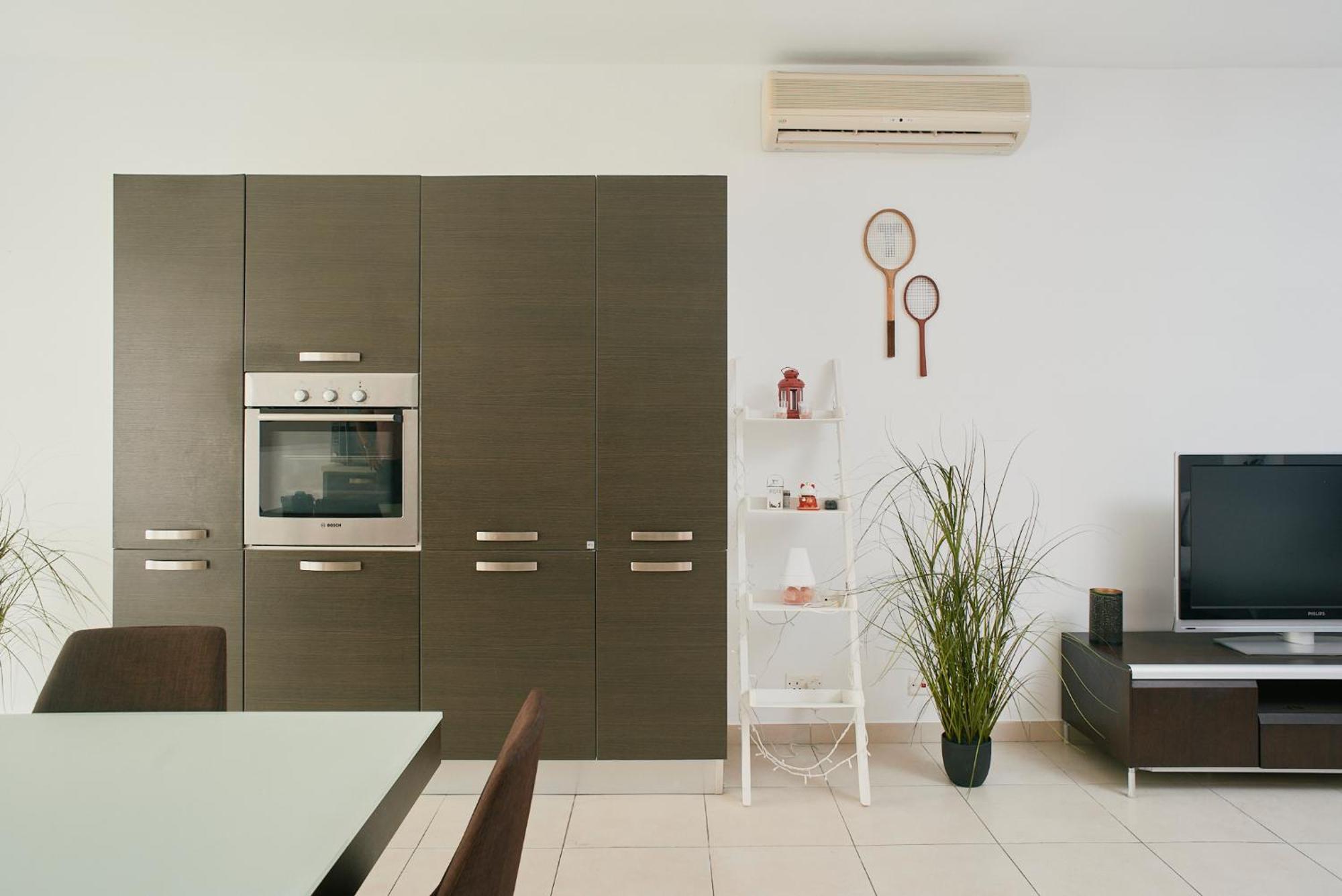 The 501 By Shmoo Apartment *